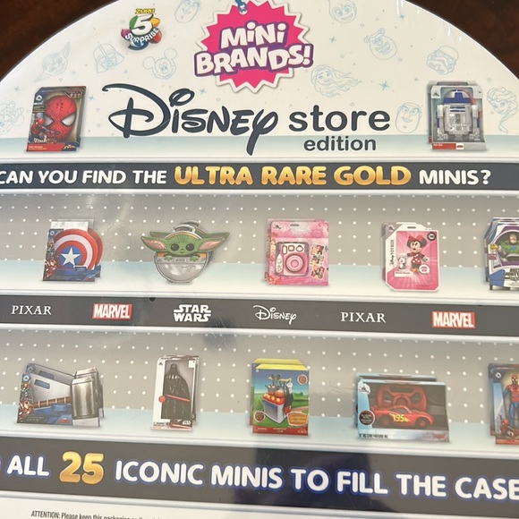 Disney Store Edition Collectors Case Zuru 5 Surprise Mini Disney Brands Figures - Picture 3 of 4